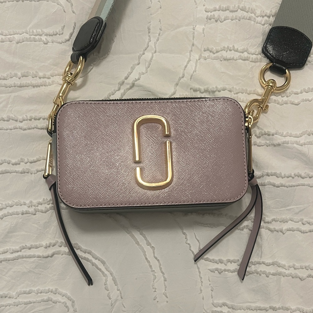 Elegant Pink Crossbody Bag
